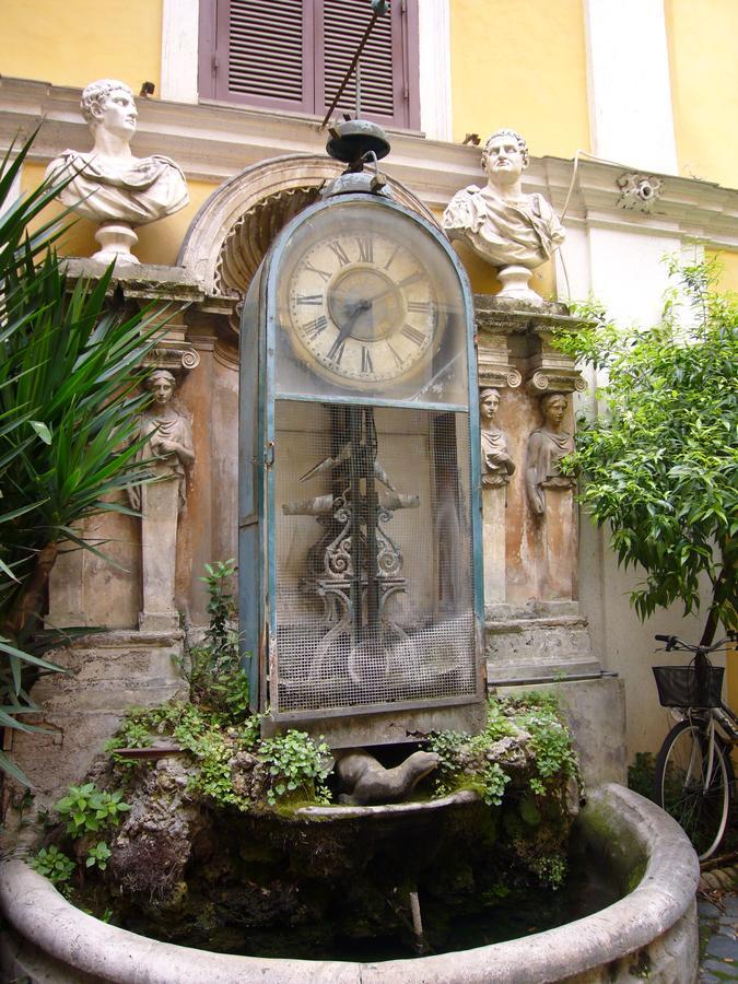 فندق رومافي  La Casa Dell'Orologio Di Palazzo Berardi المظهر الخارجي الصورة